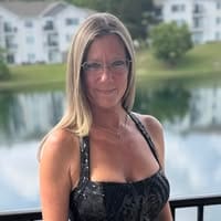 Ảnh đại diện của Julie O'Bryant